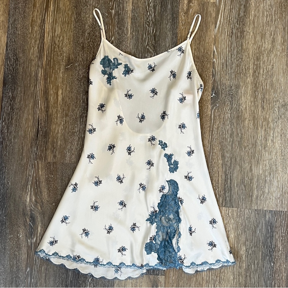 Victoria's Secret Angels White and Blue Floral Slip with Lace Accents